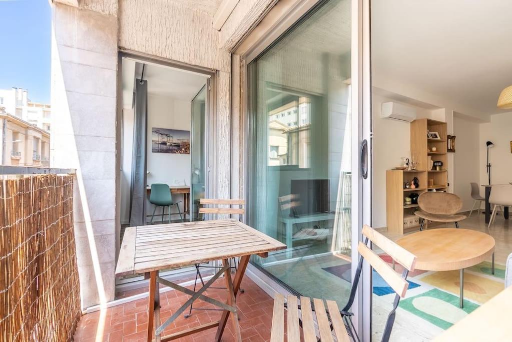 Apartment Le Meyrueis, T3, Clim, Terrasse, Centre