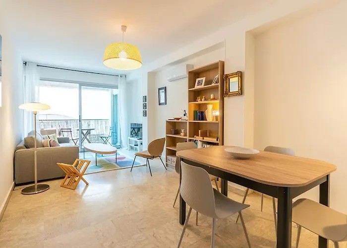 Le Meyrueis, T3, Clim, Terrasse, Centre Ville